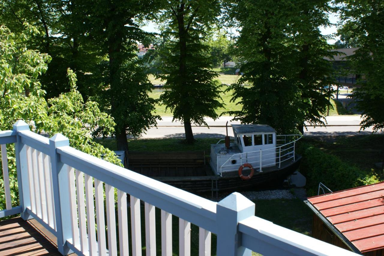 Villa Ou Apartments Parnu Bagian luar foto